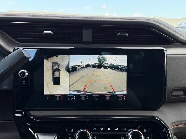 Used 2025 GMC Sierra 3500 AT4 w/ AT4 Premium Plus Package AWD/4WD image 4