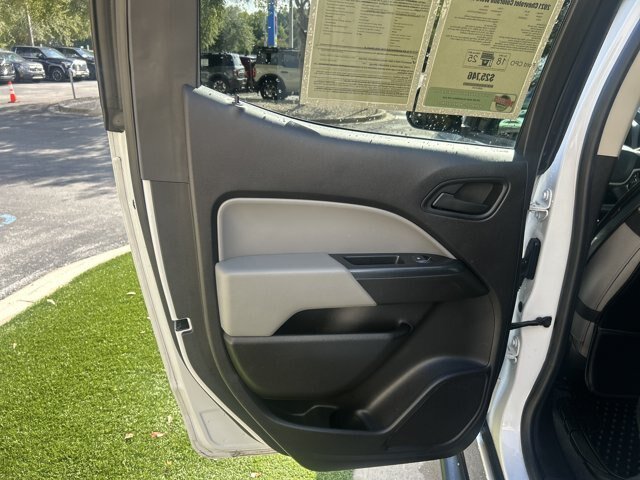 Used 2021 Chevrolet Colorado W/T w/ WT Convenience Package RWD image 17