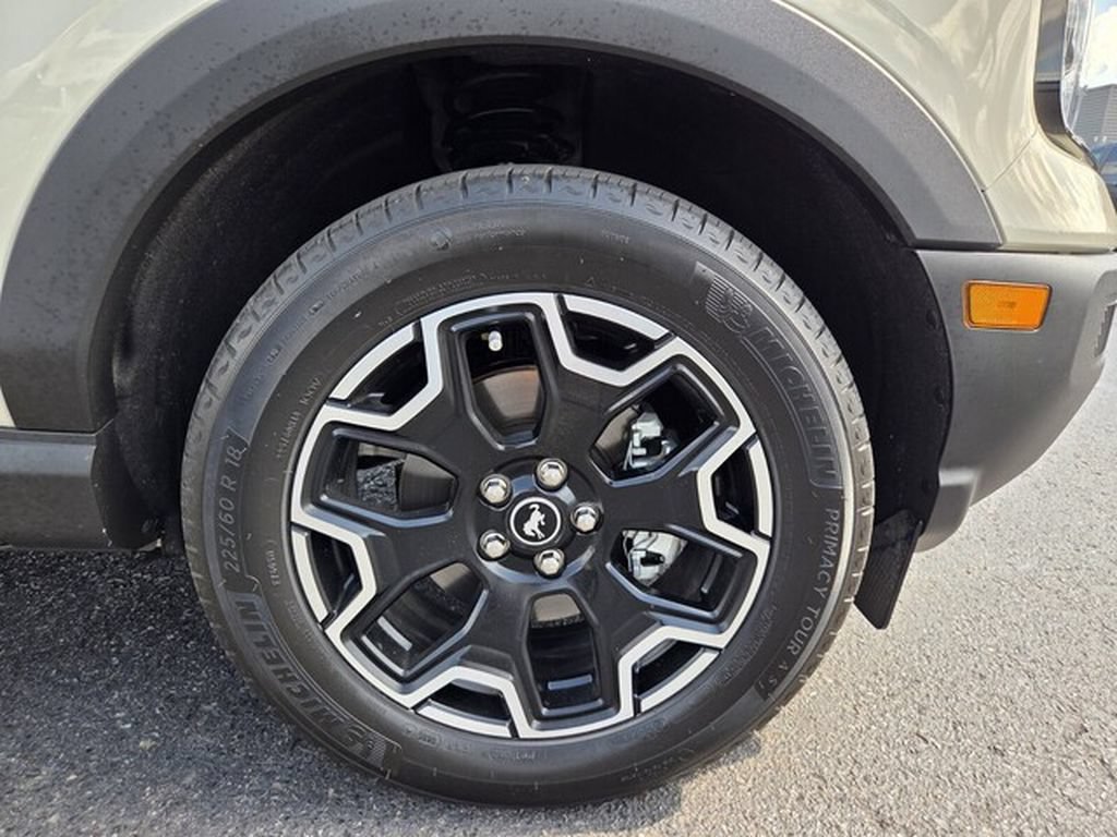 Certified 2025 Ford Bronco Sport Outer Banks AWD/4WD image 21