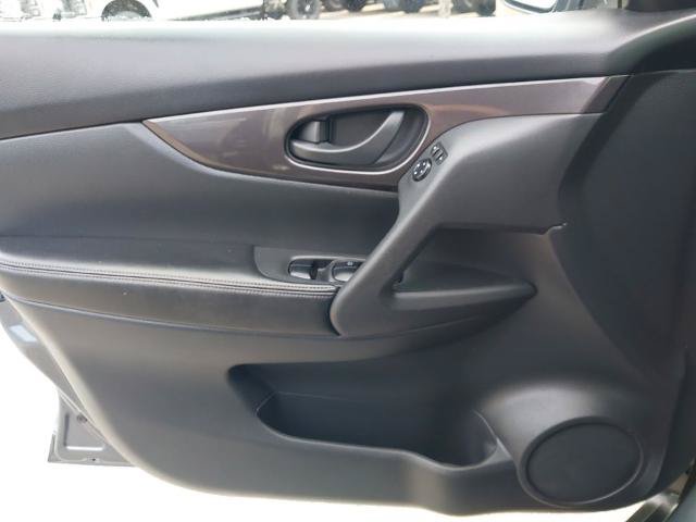 Used 2019 Nissan Rogue S FWD image 15