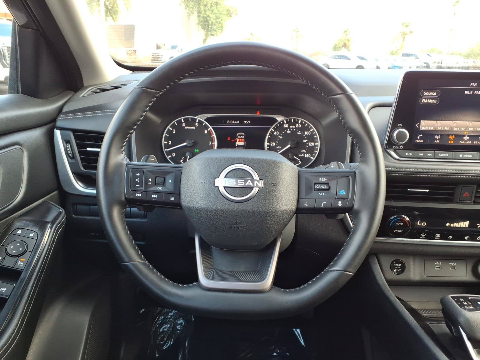 Used 2025 Nissan Rogue SV FWD image 20