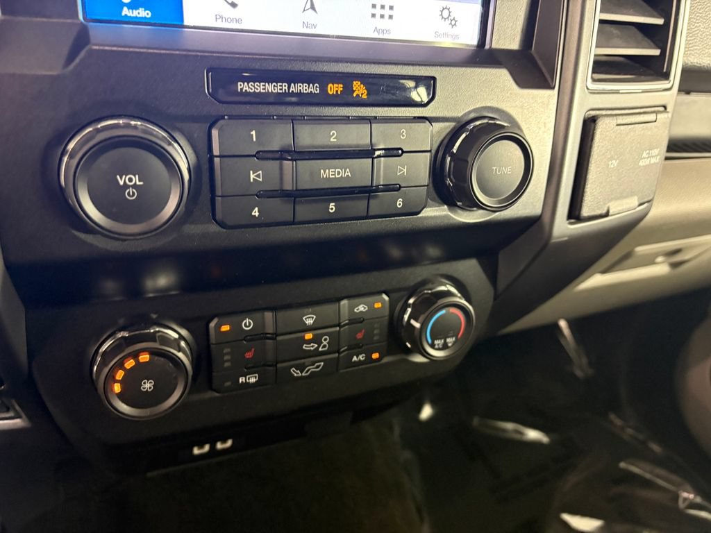 Certified 2019 Ford F150 XLT w/ Equipment Group 302A Luxury AWD/4WD image 20