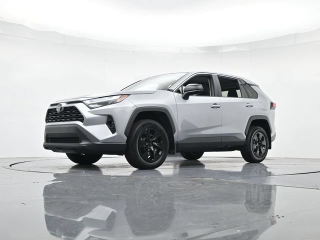 Used 2025 Toyota RAV4 LE FWD image 40