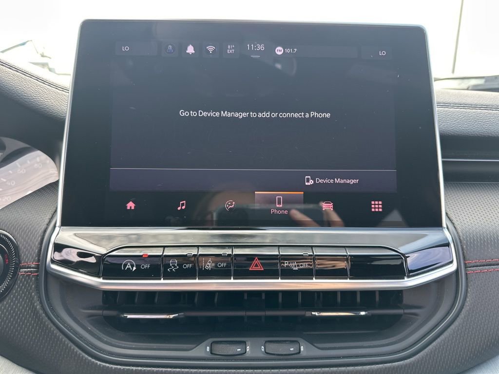 Used 2024 Jeep Compass Trailhawk image 28