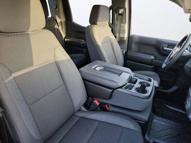 Used 2026 Chevrolet Silverado 1500 Custom w/ LPO, Dark Essentials Package RWD image 21