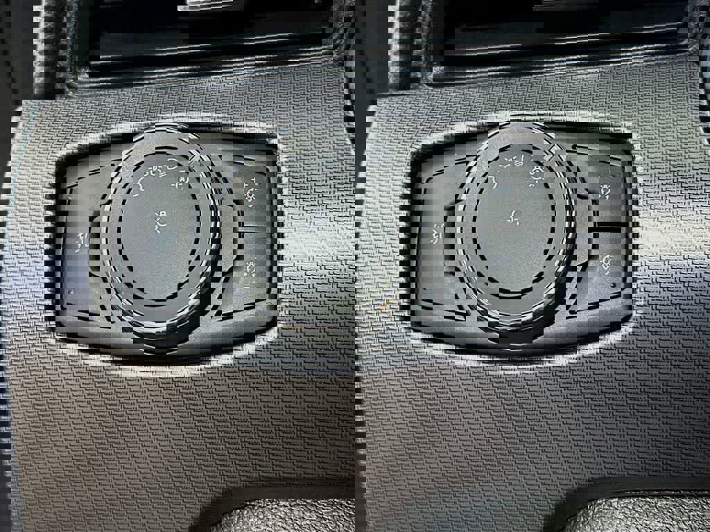 Certified 2021 Ford Mustang Premium w/ Equipment Group 201A image 25