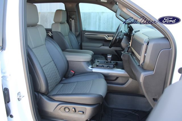 Used 2024 Chevrolet Silverado 1500 ZR2 w/ Technology Package AWD/4WD image 16