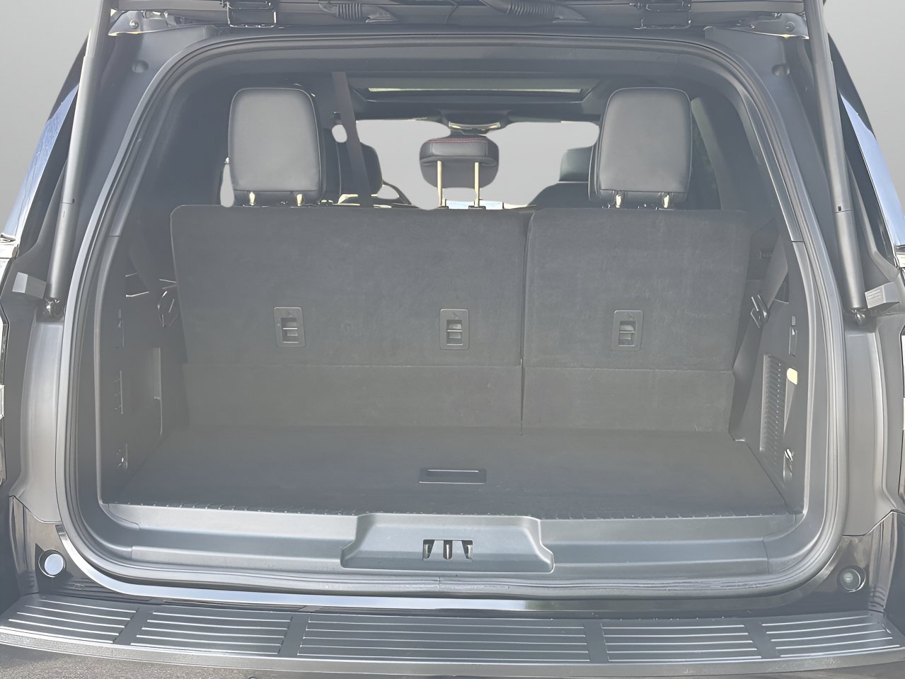 Certified 2023 Ford Expedition Limited RWD image 8