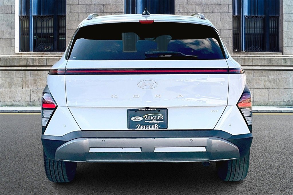 Used 2024 Hyundai Kona Limited image 4