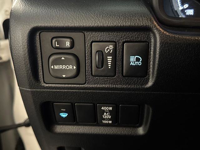 Used 2020 Toyota 4Runner TRD Off-Road image 18