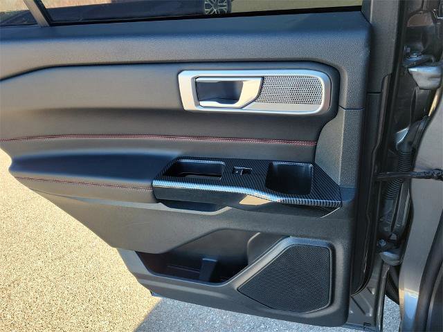 Certified 2024 Ford Explorer ST-Line w/ Class IV Trailer Tow Package image 14