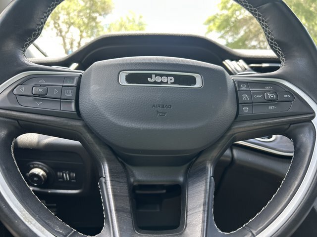 Used 2021 Jeep Grand Cherokee L Limited w/ Trailer Tow Group (B) AWD/4WD image 30