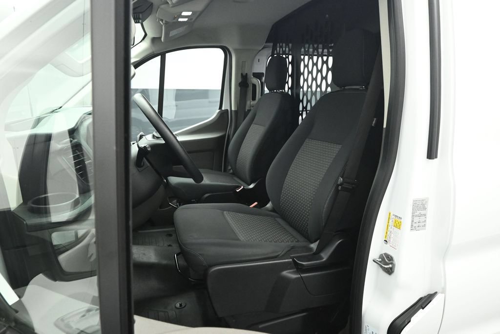Certified 2025 Ford Transit 250 Low Roof w/ Exterior Upgrade Package RWD image 7