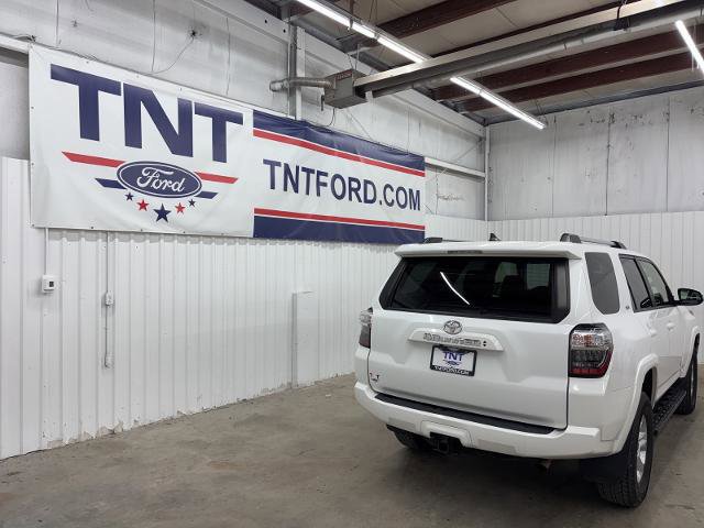 Used 2023 Toyota 4Runner SR5 Premium image 2