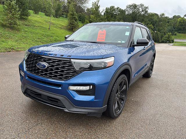 Certified 2023 Ford Explorer ST-Line AWD/4WD image 8
