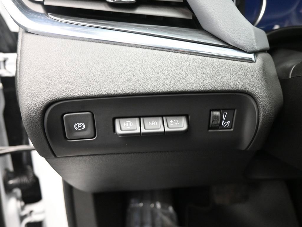 Used 2024 Buick Enclave Premium image 41