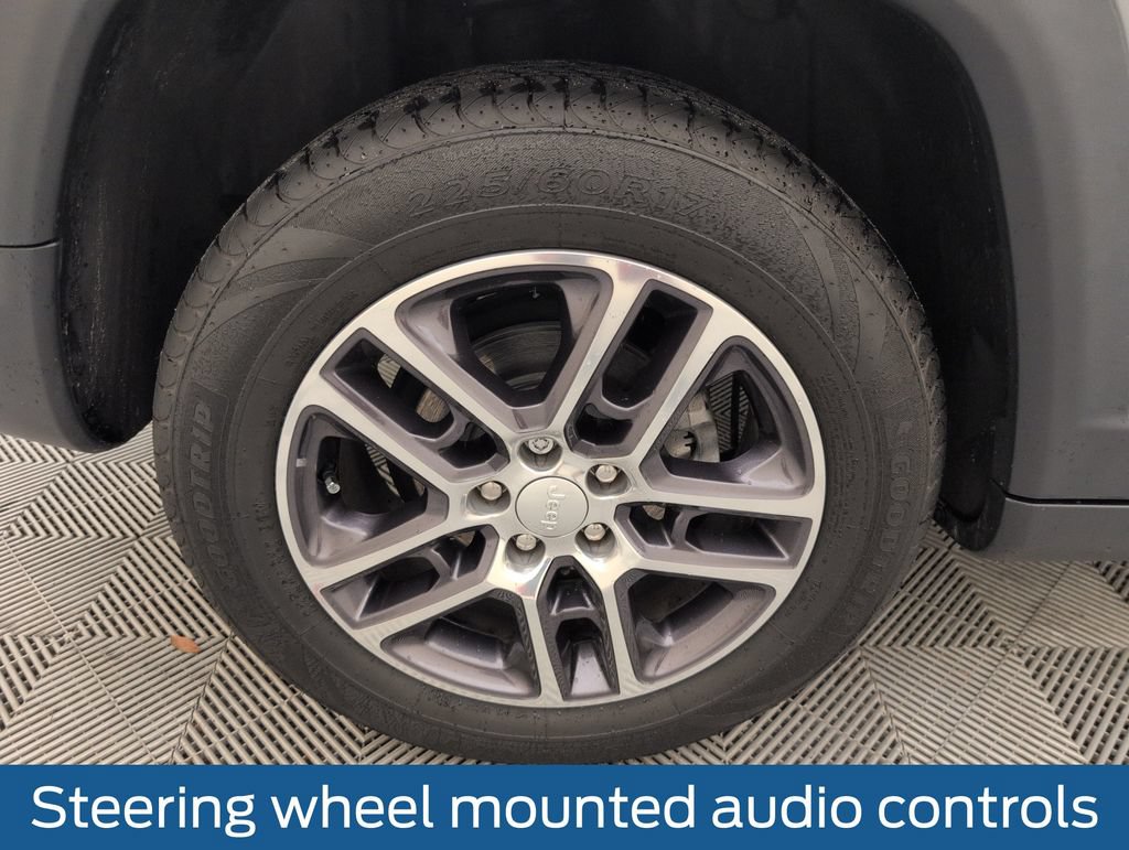 Used 2018 Jeep Compass Latitude w/ Popular Equipment Group FWD image 19