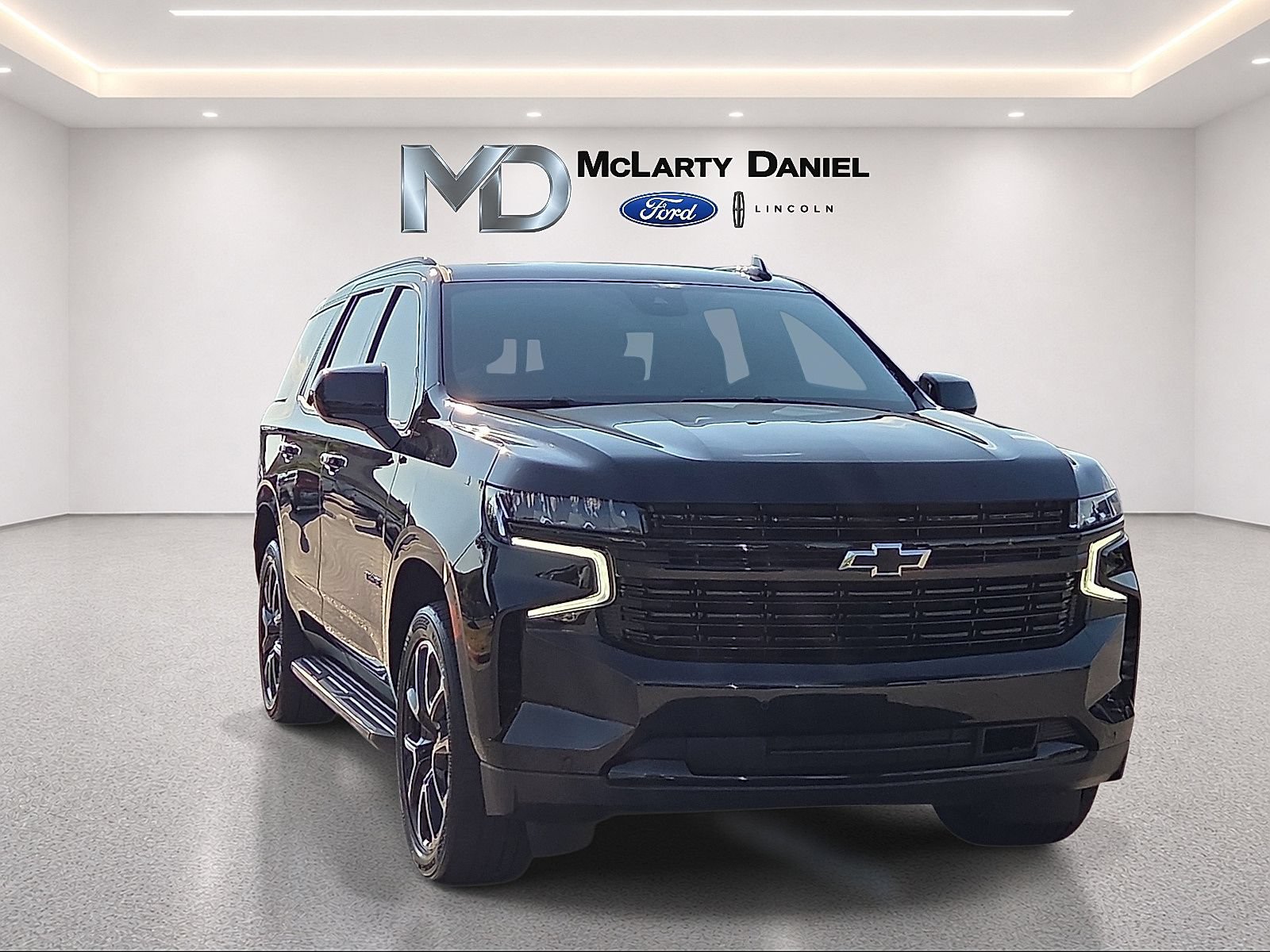 Used 2023 Chevrolet Tahoe RST AWD/4WD image 1