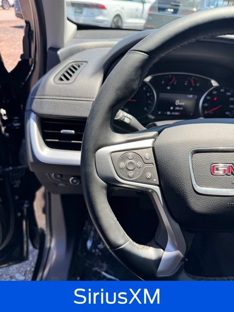 Used 2024 GMC Terrain SLT AWD/4WD image 17