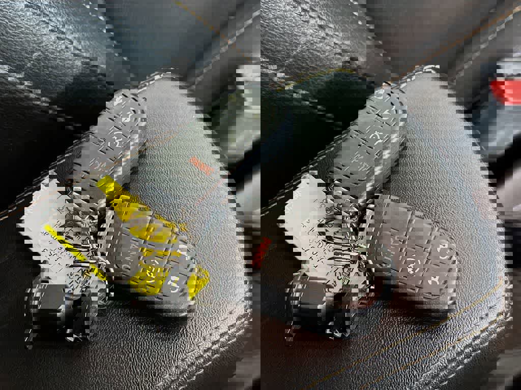 Used 2020 Jeep Compass Limited image 25