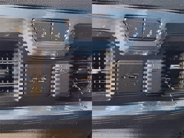 Used 2021 GMC Sierra 1500 AT4 w/ AT4 Value Package image 16