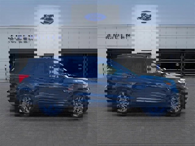 Certified 2024 Ford Explorer XLT w/ Equipment Group 202A image 2