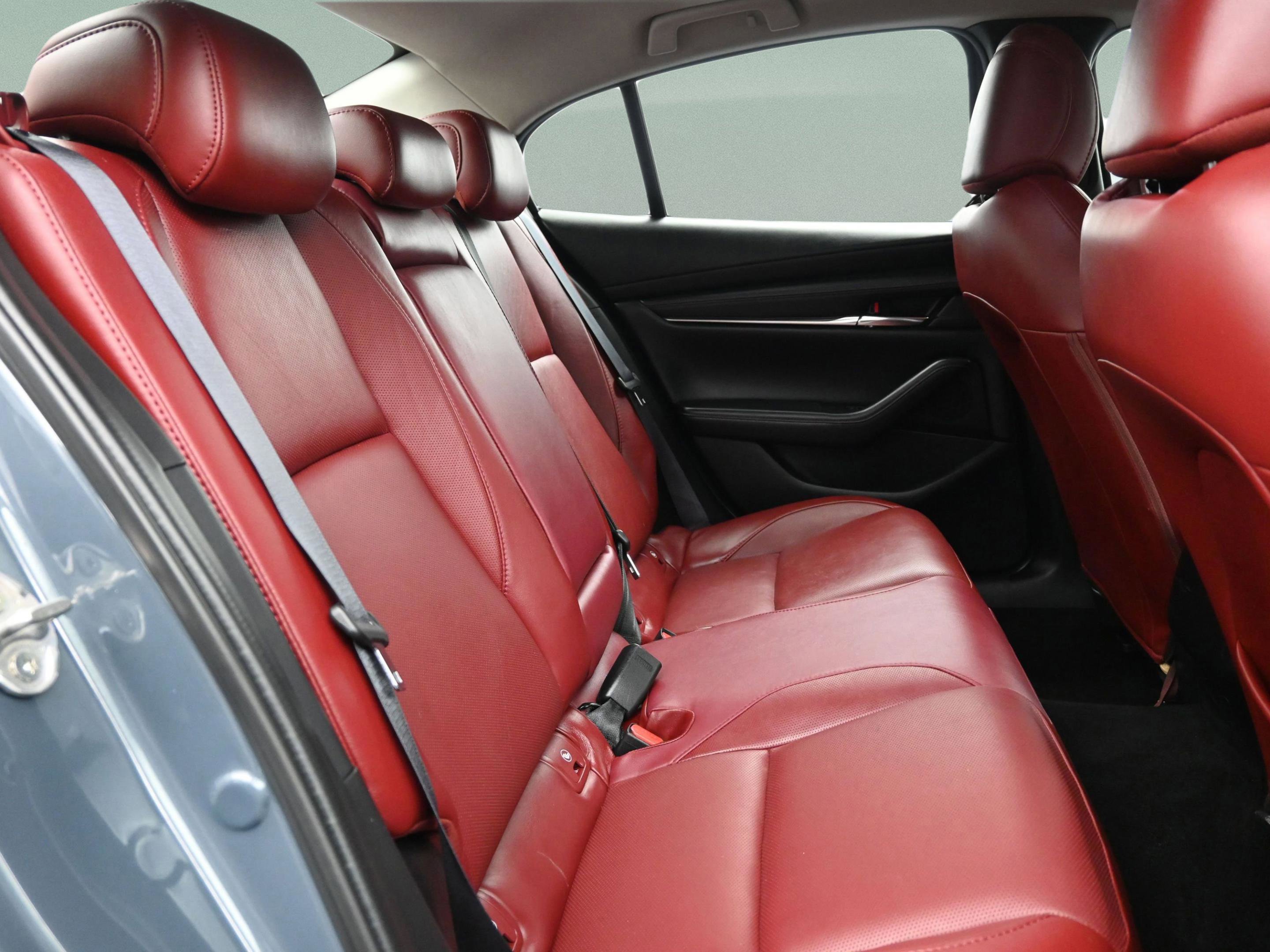 Used 2024 MAZDA MAZDA3 s image 34