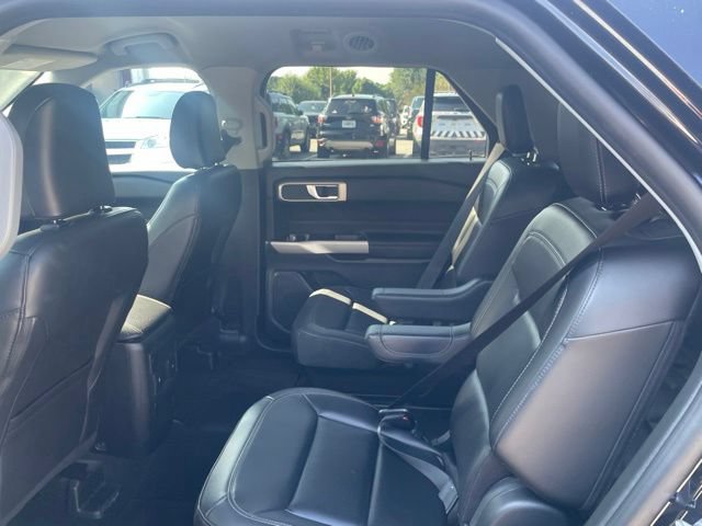 Certified 2024 Ford Explorer XLT AWD/4WD image 8