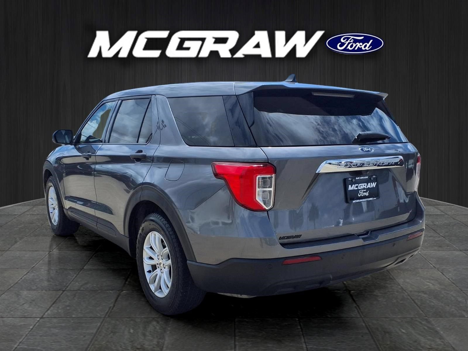 Certified 2021 Ford Explorer 2WD image 8