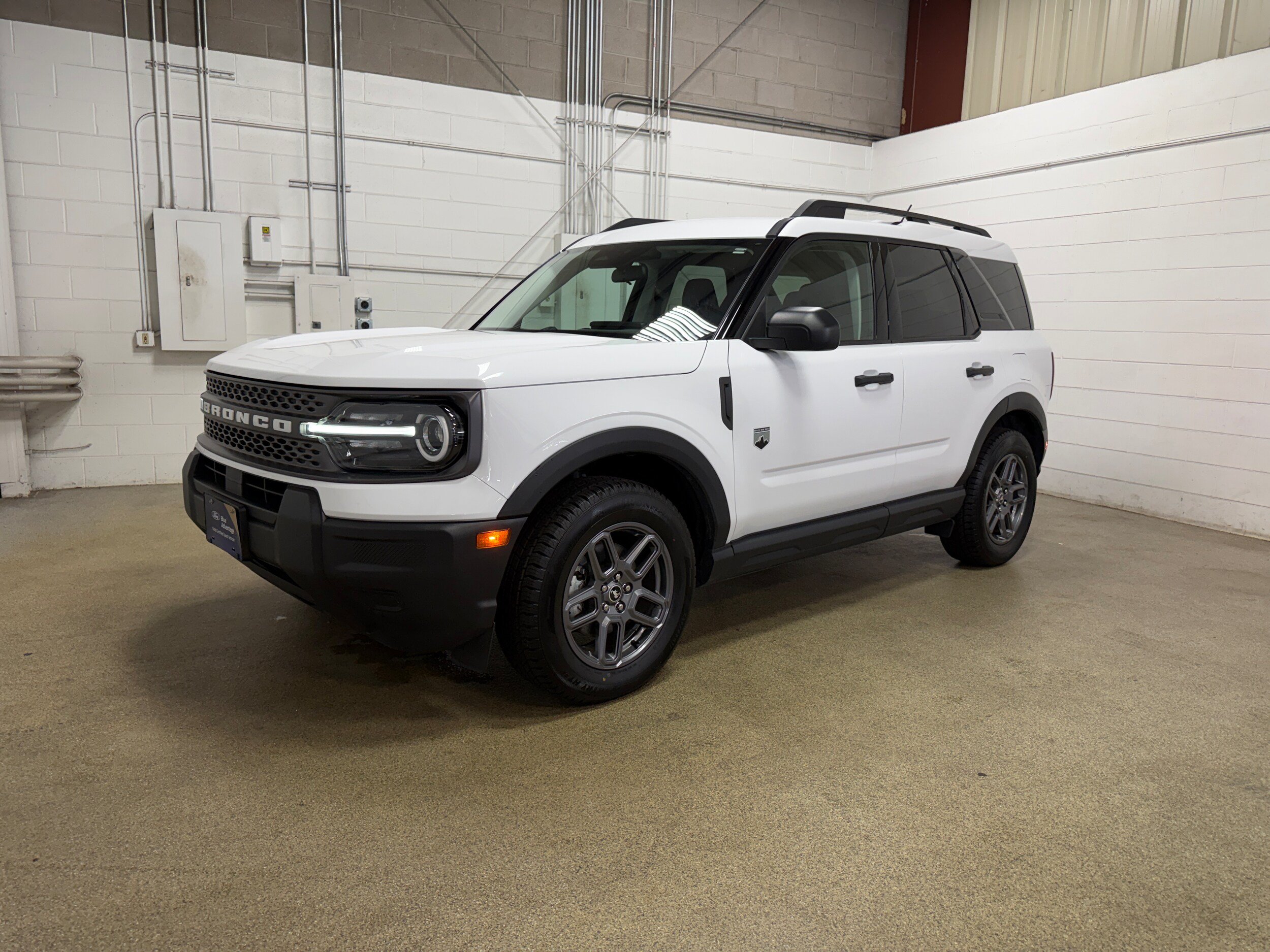 Certified 2025 Ford Bronco Sport Big Bend AWD/4WD image 2
