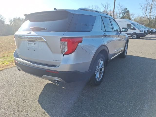 Certified 2023 Ford Explorer Limited image 3