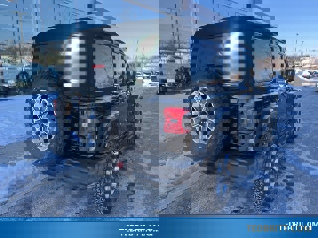 Used 2021 Jeep Wrangler Unlimited Sahara w/ LED Lighting Group image 5