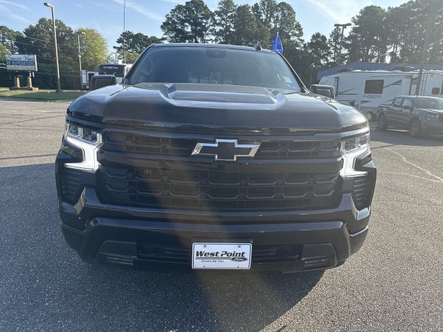 Used 2024 Chevrolet Silverado 1500 RST AWD/4WD image 10