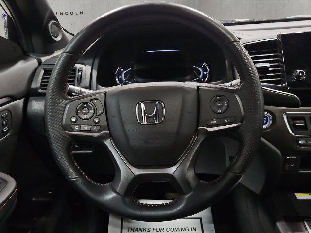 Used 2023 Honda Passport TrailSport image 15