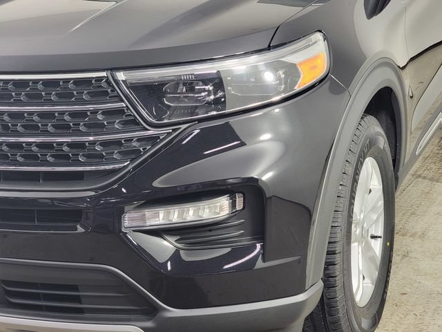 Certified 2023 Ford Explorer XLT w/ Equipment Group 202A AWD/4WD image 9