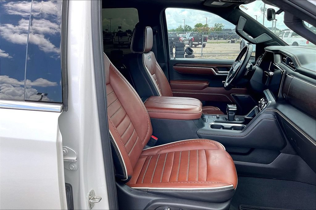 Used 2024 GMC Sierra 1500 Denali Ultimate AWD/4WD image 30