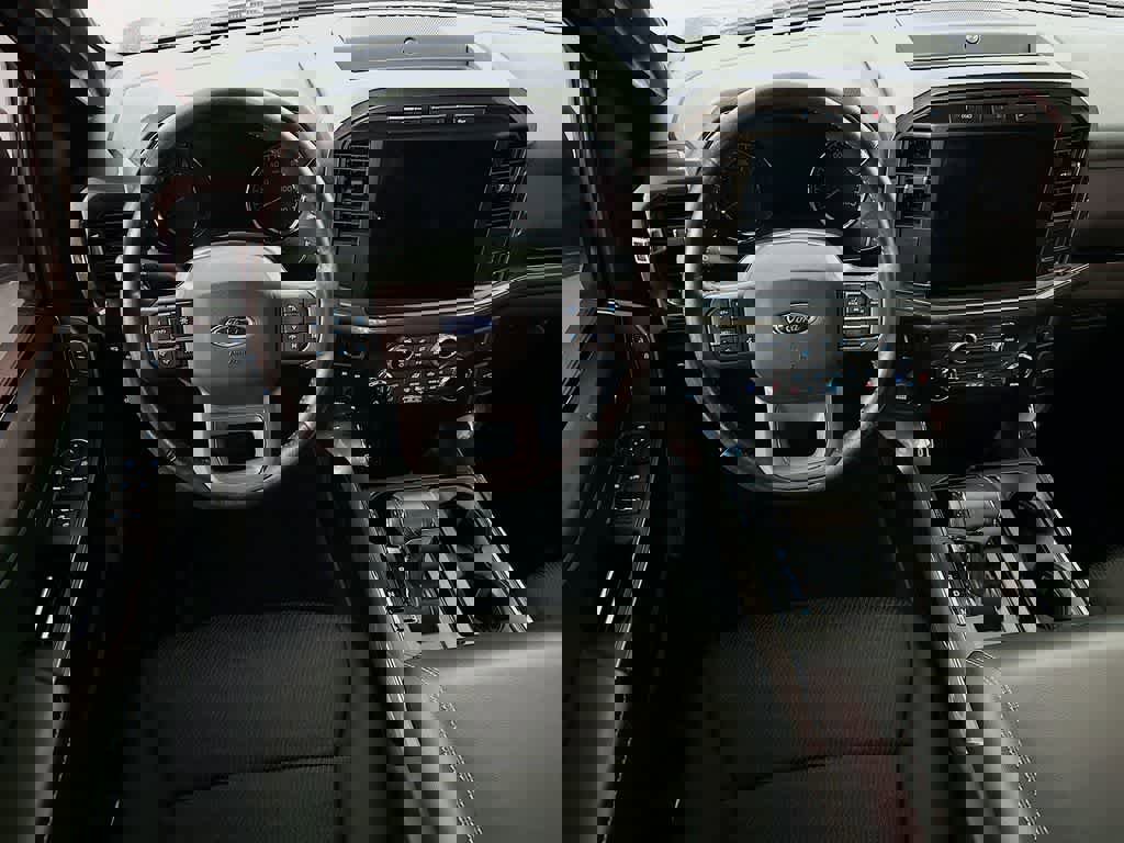 Certified 2021 Ford F150 XLT w/ Equipment Group 302A High image 10