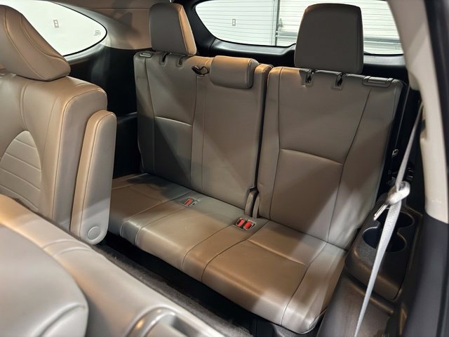 Used 2023 Toyota Highlander XLE FWD image 35