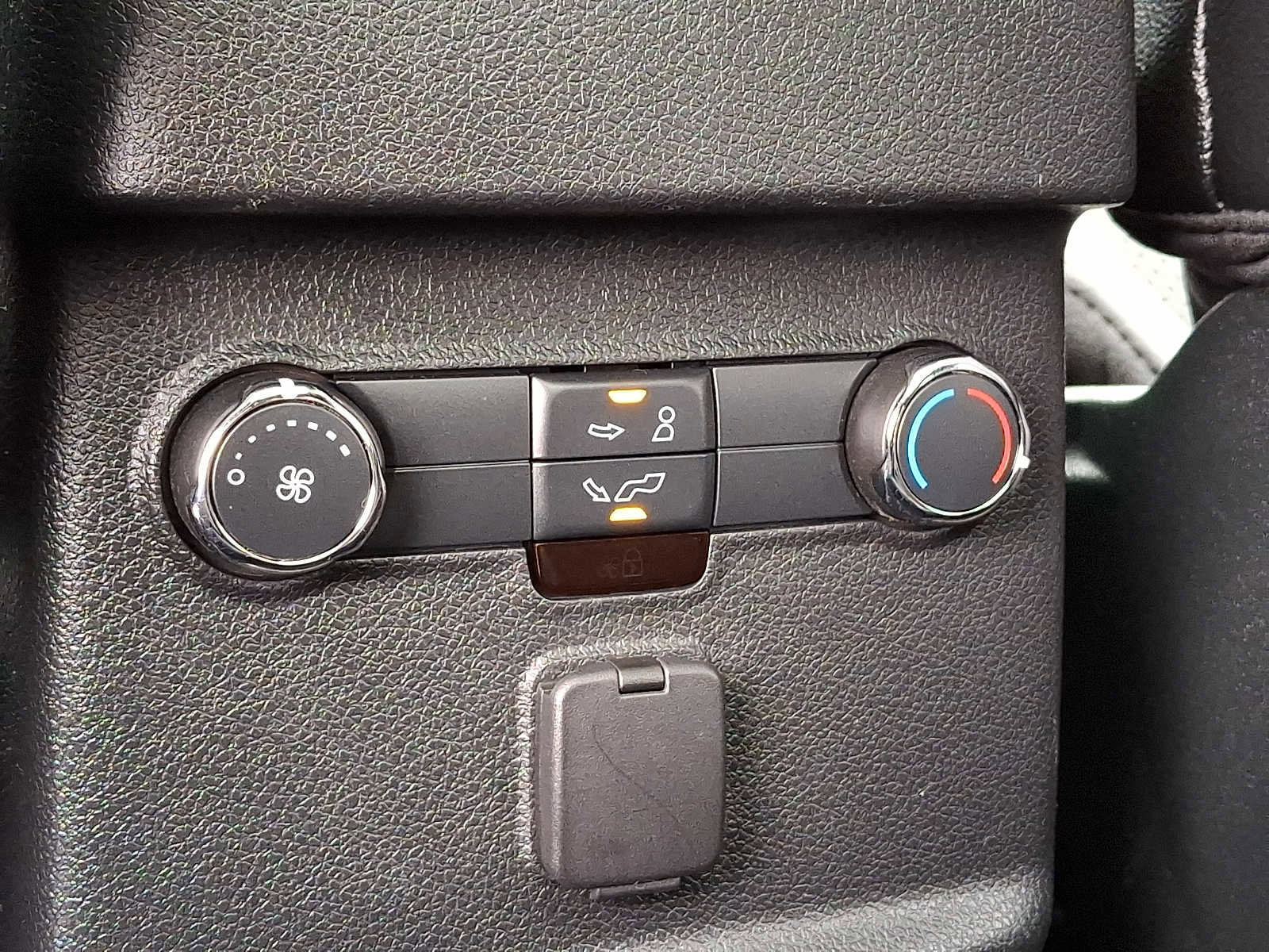 Certified 2019 Ford Explorer XLT w/ Equipment Group 202A image 12