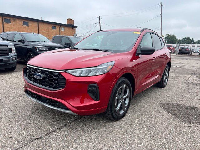 Certified 2024 Ford Escape ST-Line w/ Tech Pack #1 AWD/4WD image 27