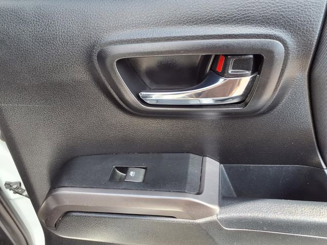 Used 2019 Toyota Tacoma TRD Sport w/ Technology Package RWD image 22