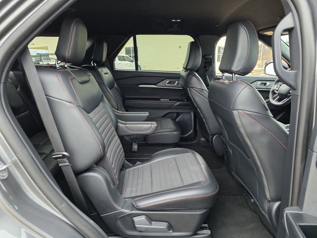 Certified 2025 Ford Explorer ST-Line image 28