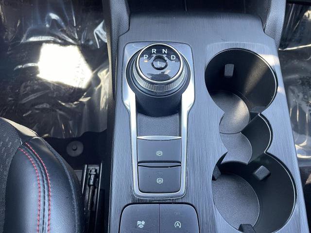 Certified 2025 Ford Escape ST-Line AWD/4WD image 29