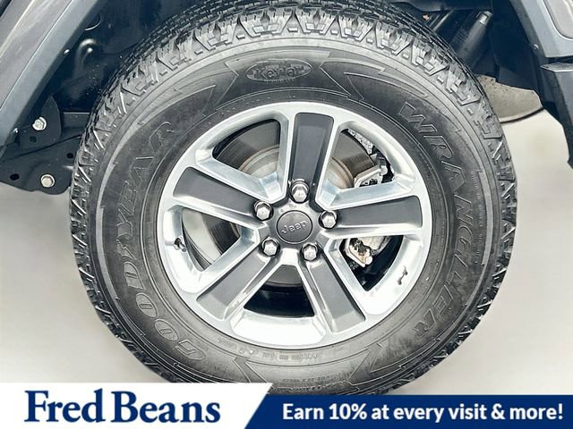 Used 2022 Jeep Wrangler Unlimited Sahara w/ LED Lighting Group image 35