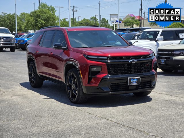 Used 2025 Chevrolet Traverse RS AWD/4WD image 3