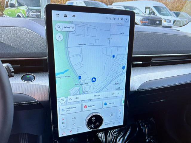 Certified 2021 Ford Mustang Mach-E Select w/ Comfort/Technology Package image 28