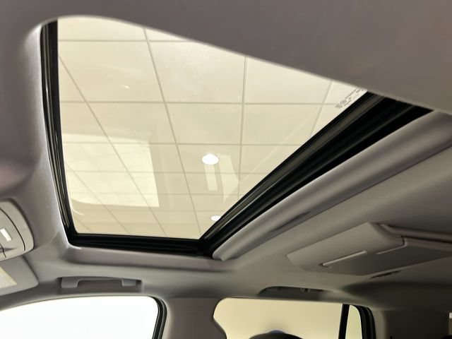 Used 2019 GMC Yukon SLT w/ Open Road Package RWD image 18