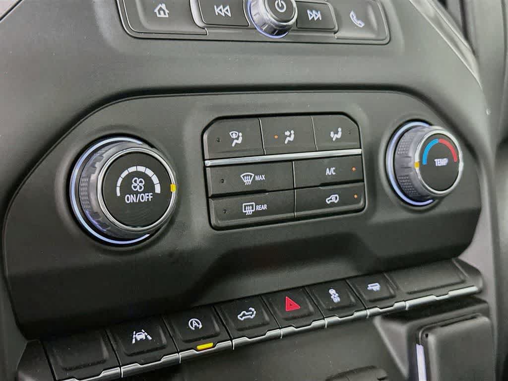 Used 2022 Chevrolet Silverado 1500 Custom RWD image 17