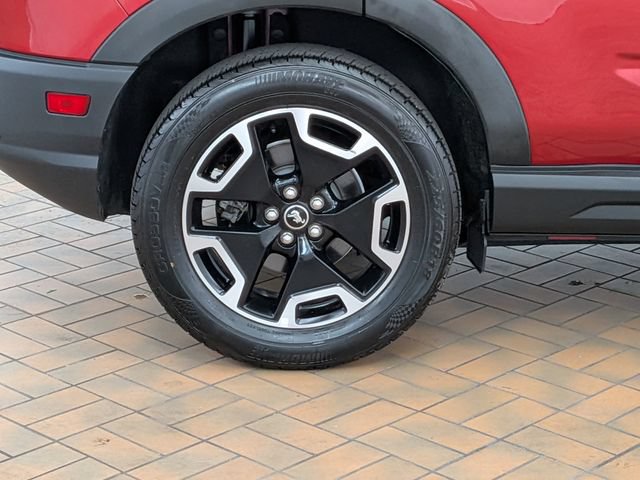 Certified 2021 Ford Bronco Sport Outer Banks AWD/4WD image 11