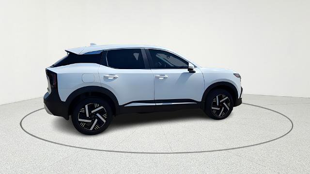 Used 2025 Nissan Kicks SV image 31